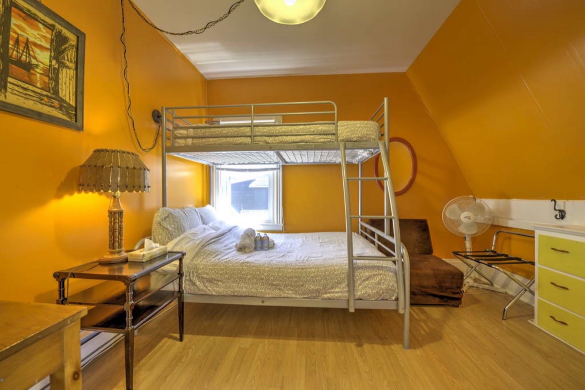 HI Charlottetown Backpackers Inn