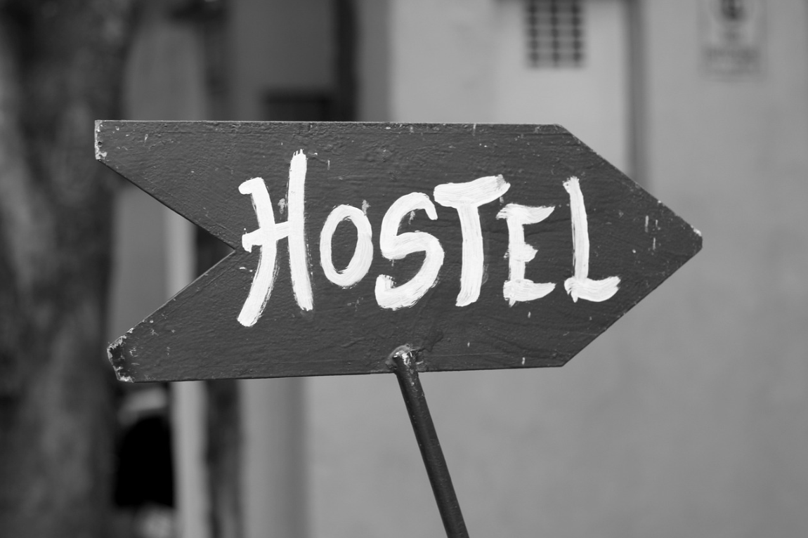 sign hostel
